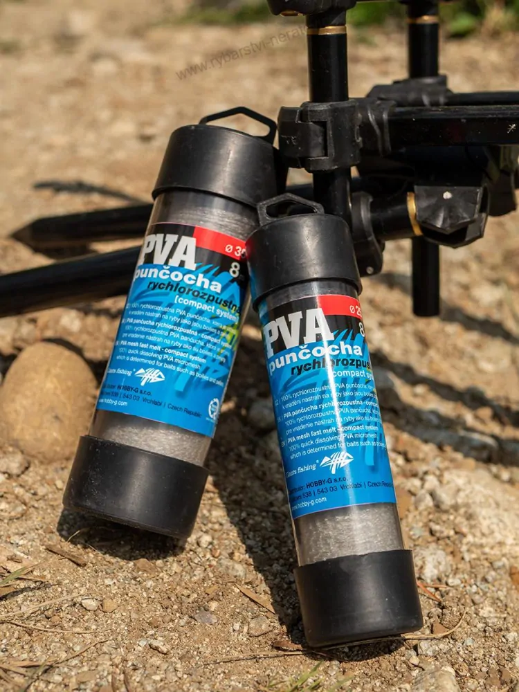 GIANTS FISHING PVA PUNČOCHA + PĚCHOVAČ COMPACT SYSTEM FAST MELT 35MM/8M