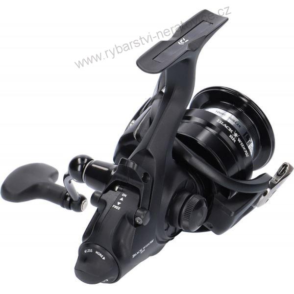 Daiwa Naviják 19 Black Widow BR LT 5000 C