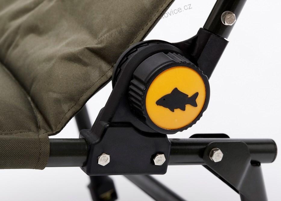 Prologic Křeslo Inspire Lite Pro Recliner Chair With Armrests