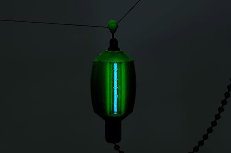 SWINGER FOX BLACK - ČERVENÝ LABEL DUMPY BOBBIN