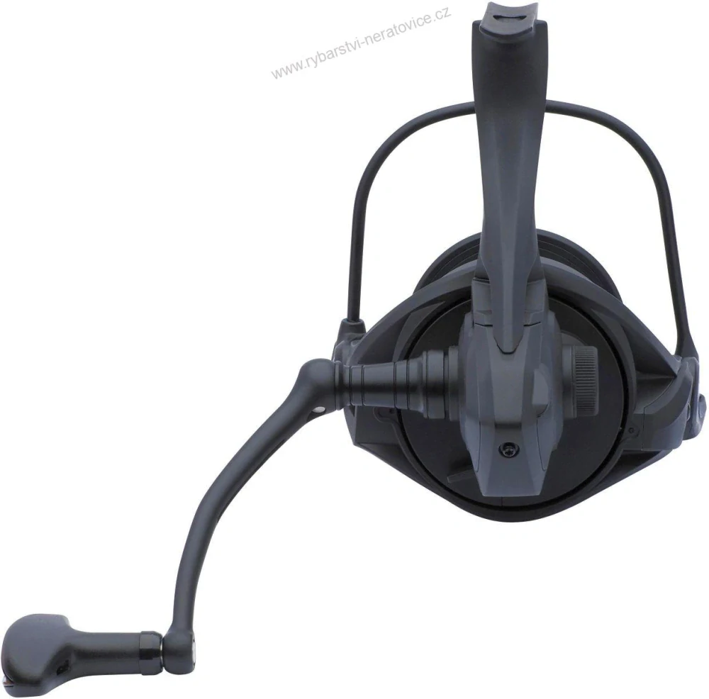 Penn Naviják Vantage XT Long Cast 8000