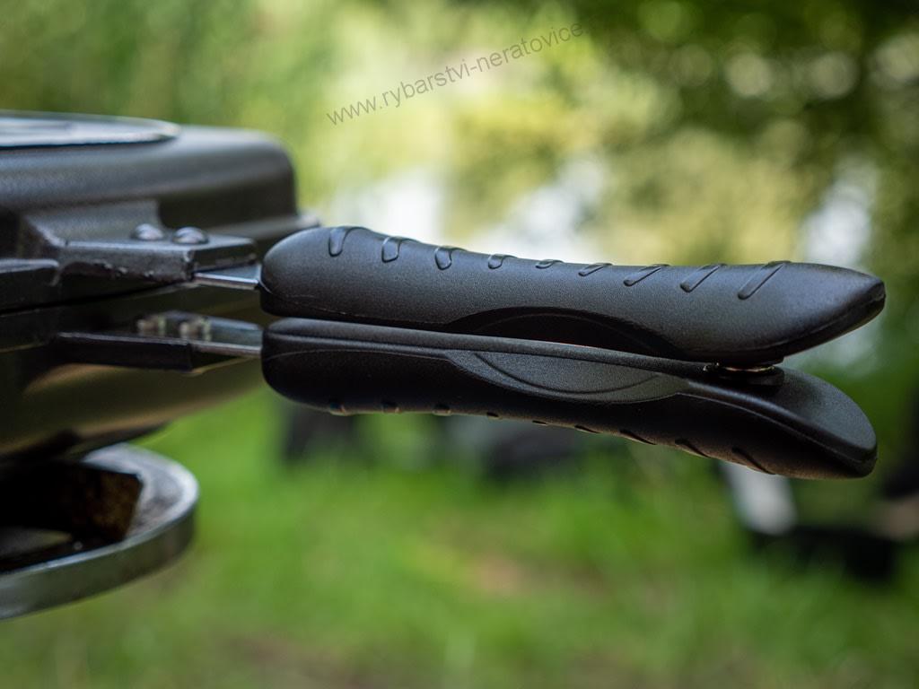 GIANTS FISHING PÁNEV NA VAŘENÍ EAZI PAN MEDIUM