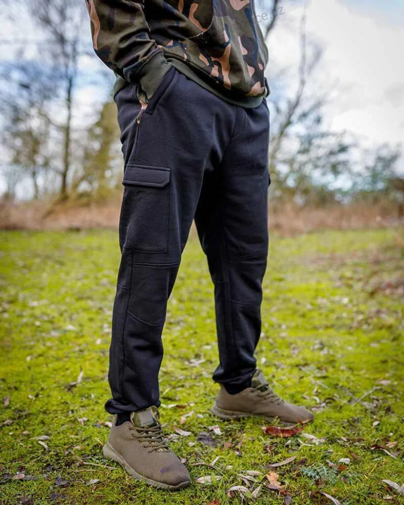 Fox Tepláky LW Black Camo Combat Joggers - M