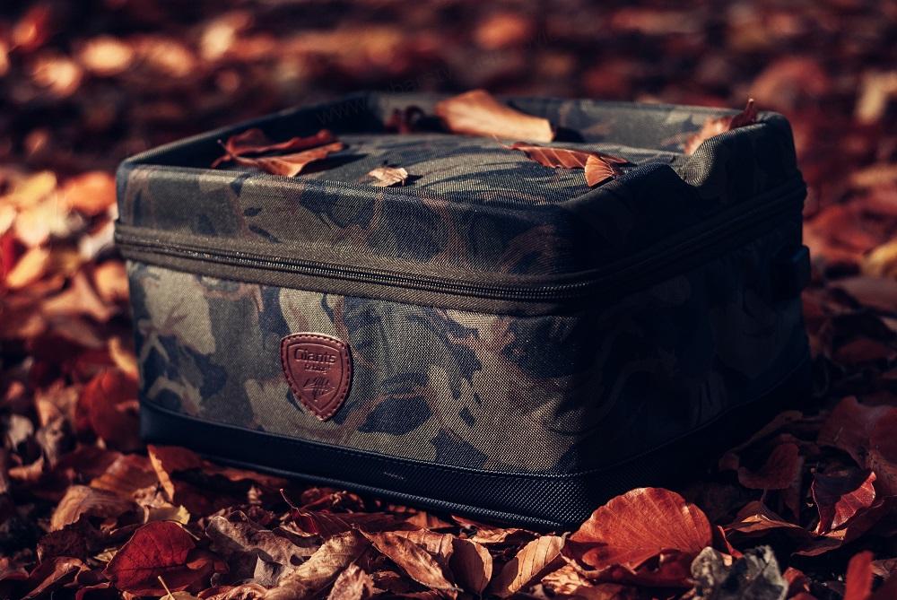 Pouzdro Electronics Eva Table Bag Giants Fishing