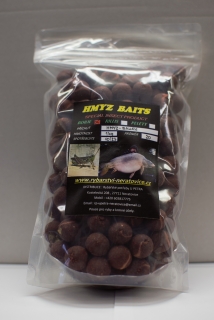 Boilie - Hmyz/Banán - 1kg - 20mm